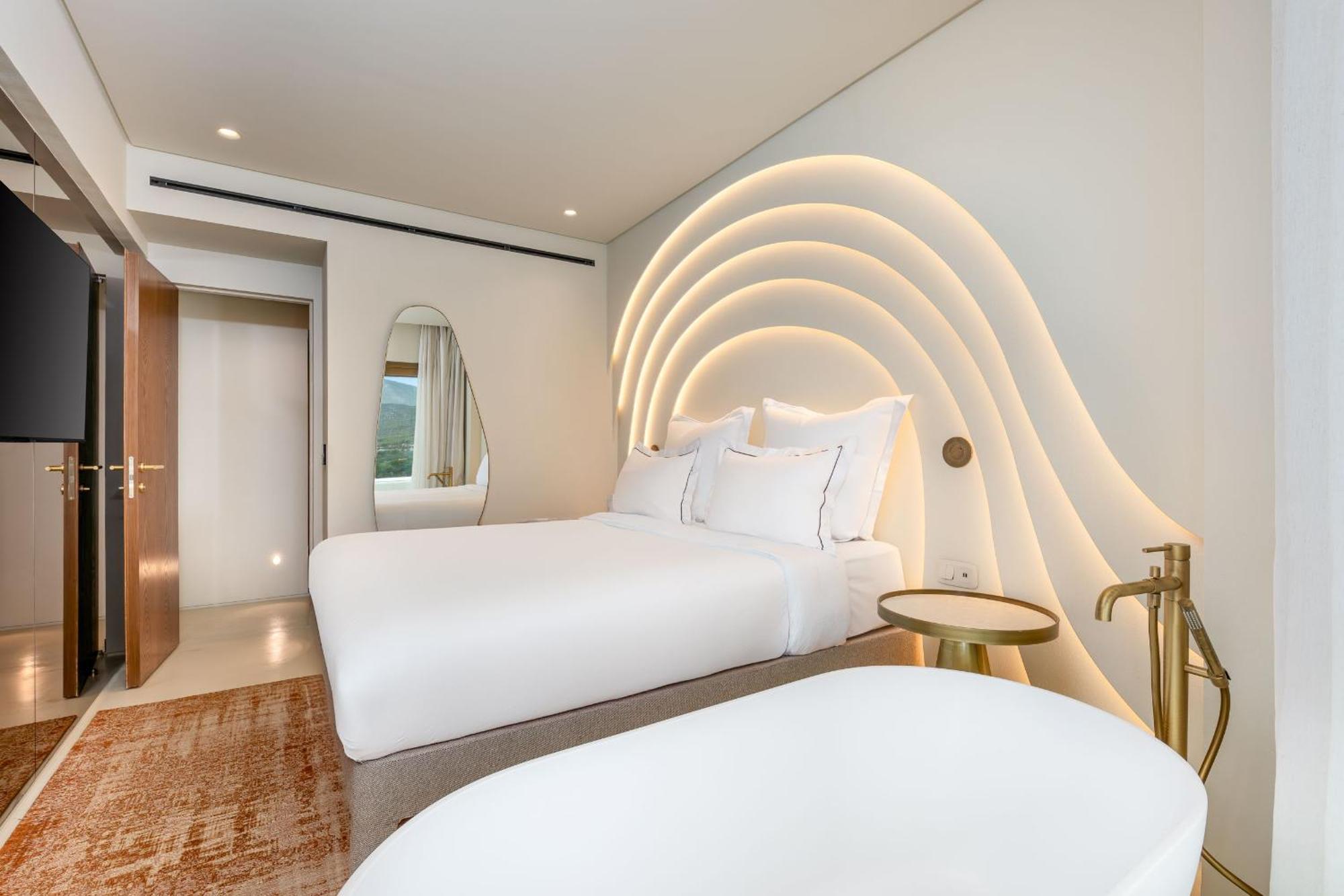 Isla Brown Corinthia Resort & Spa, Curio Collection By Hilton أغيوي ثيودوروي الغرفة الصورة Deluxe Room